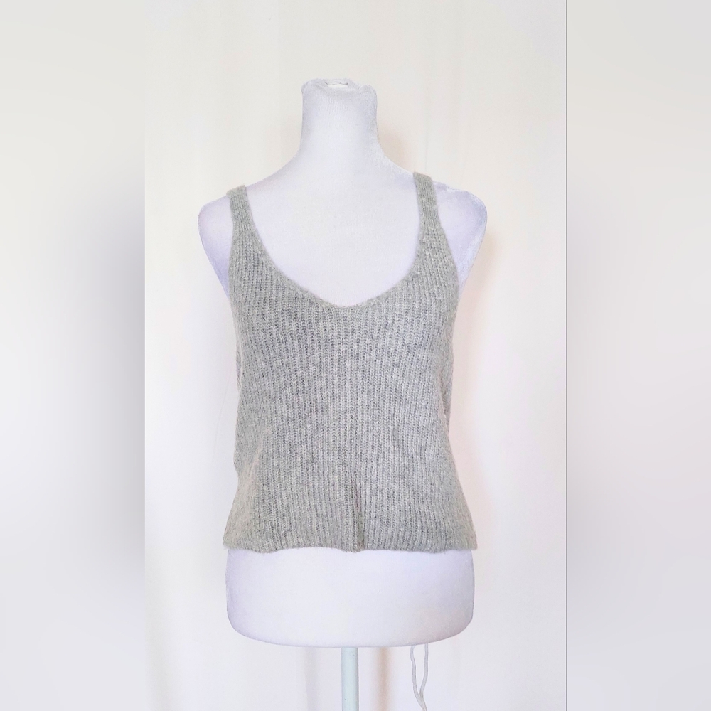 Sincerely Jules Knit Sleeveless Sweater Top Gray Size Medium